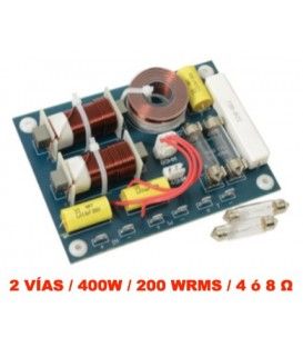 2 VÍAS, 4/8 Ω, 400W / 200 WRMS (CORTE EN 3 kHz) IMPEDANCIA SELECCIONABLE 4 o 8 Ω.
