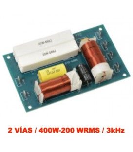 2 VÍAS, 400W / 200 WRMS (CORTE EN 3 kHz) IMPEDANCIA 8 Ω.