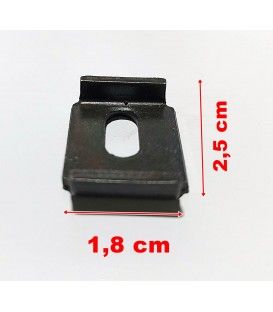 GRAPA METÁLICA PARA ALTAVOZ / REJILLA (1,8 x 2,5)